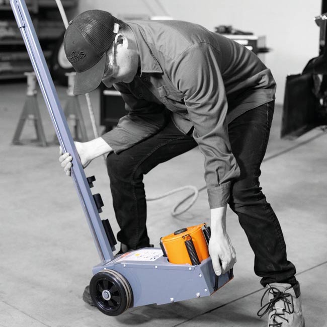 MARTINS MFJ-20T 22-Ton Professional Air/Hydraulic Floor Jack