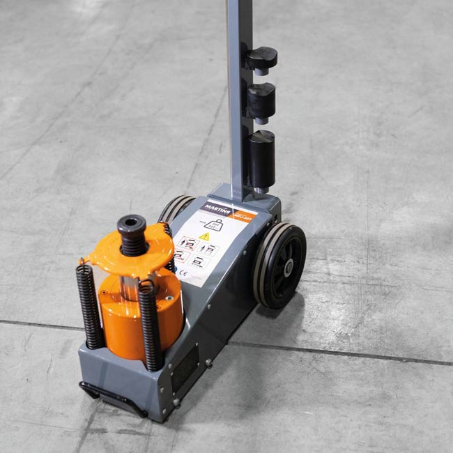 MARTINS MFJ-20T 22-Ton Professional Air/Hydraulic Floor Jack
