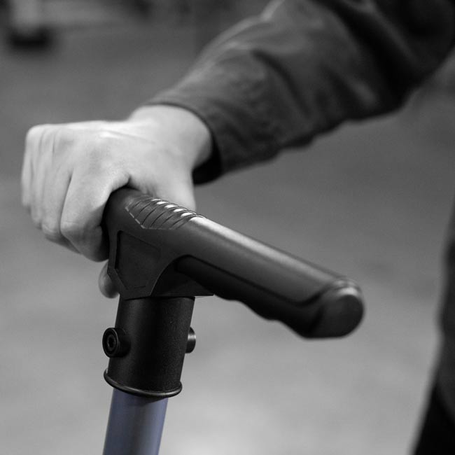 MARTINS MFJ-PL2T 2-Ton - Professional Long Reach Floor Jack