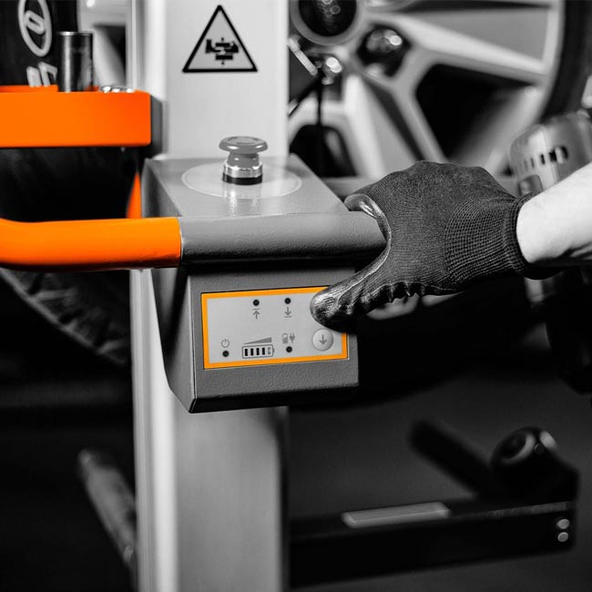 MARTINS MTWL Power Lifter - Wheel lifter for SUV & LT Tires