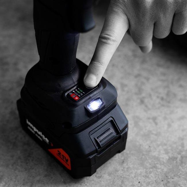 MARTINS MX-P1 Impulse 1/2" Cordless Impact Wrench 797 ft-lb