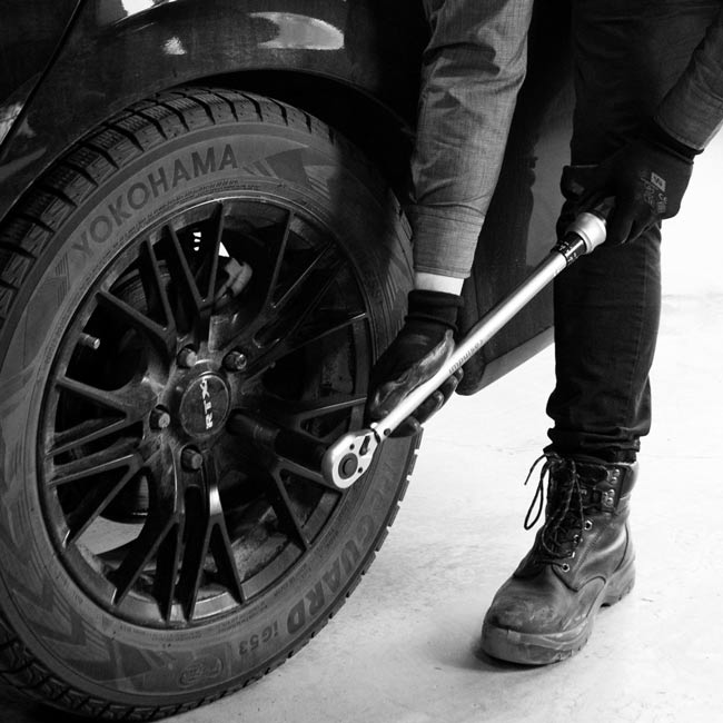 MARTINS MX-T1 Impulse 1/2'' Analog Torque Wrench 48-247.2 ft/lb