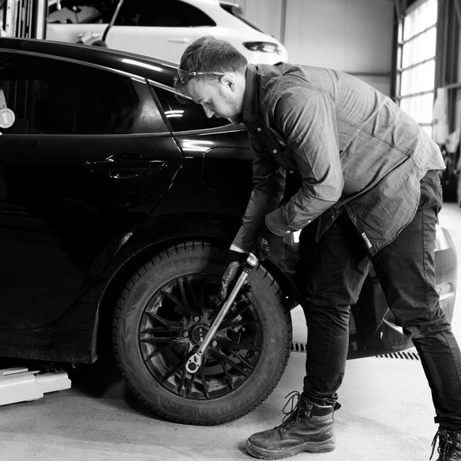 MARTINS MX-T1 Impulse 1/2'' Analog Torque Wrench 48-247.2 ft/lb