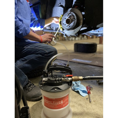 JohnDow 0.5 Gallon Brake Fluid Exchanger P/N: JDI-050EV